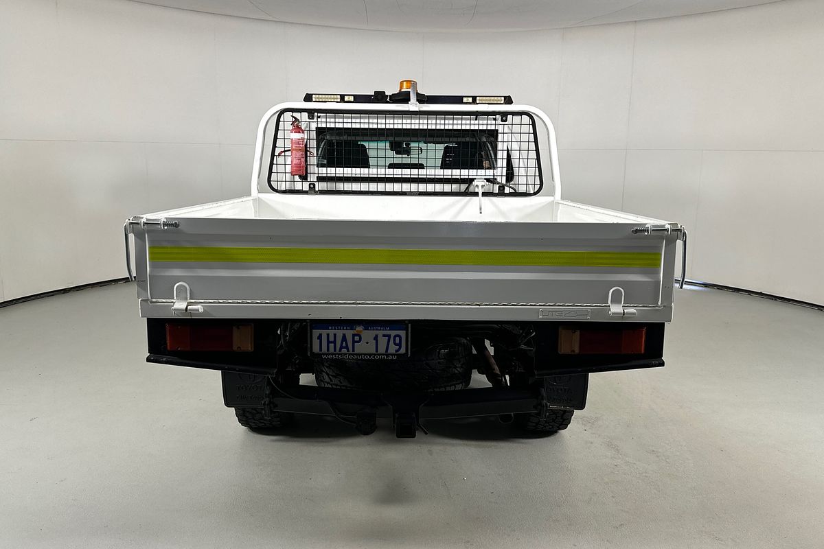 2020 Toyota HILUX SR (4x4) GUN126R MY19 UPGRADE 4X4