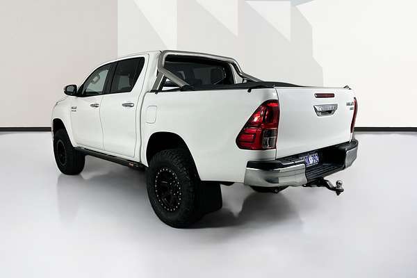 2020 Toyota HILUX SR5 (4x4) GUN126R MY19 UPGRADE 4X4