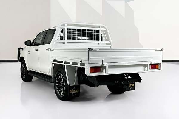 2021 Toyota HILUX SR5 (4x4) GUN126R FACELIFT 4X4