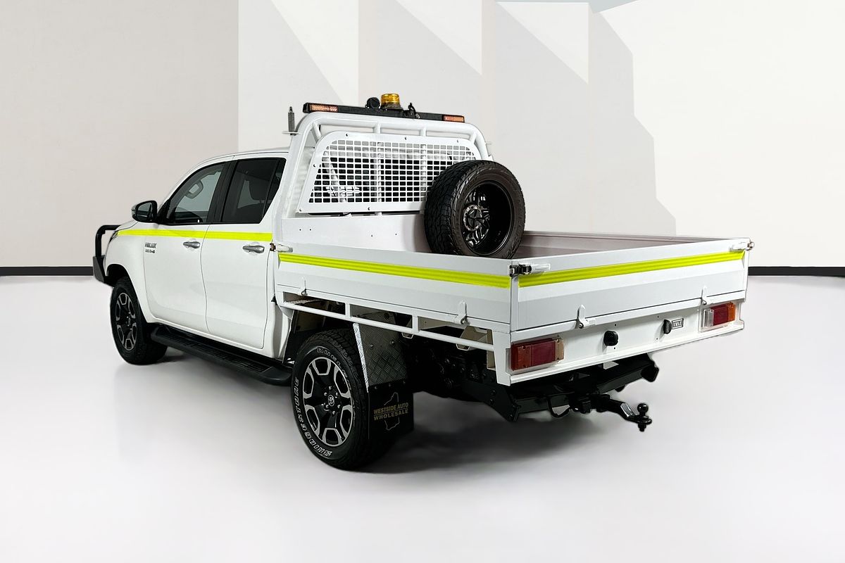 2021 Toyota HILUX SR5 (4x4) GUN126R FACELIFT 4X4