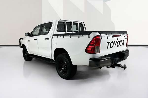 2022 Toyota HILUX SR (4x4) GUN126R 4X4