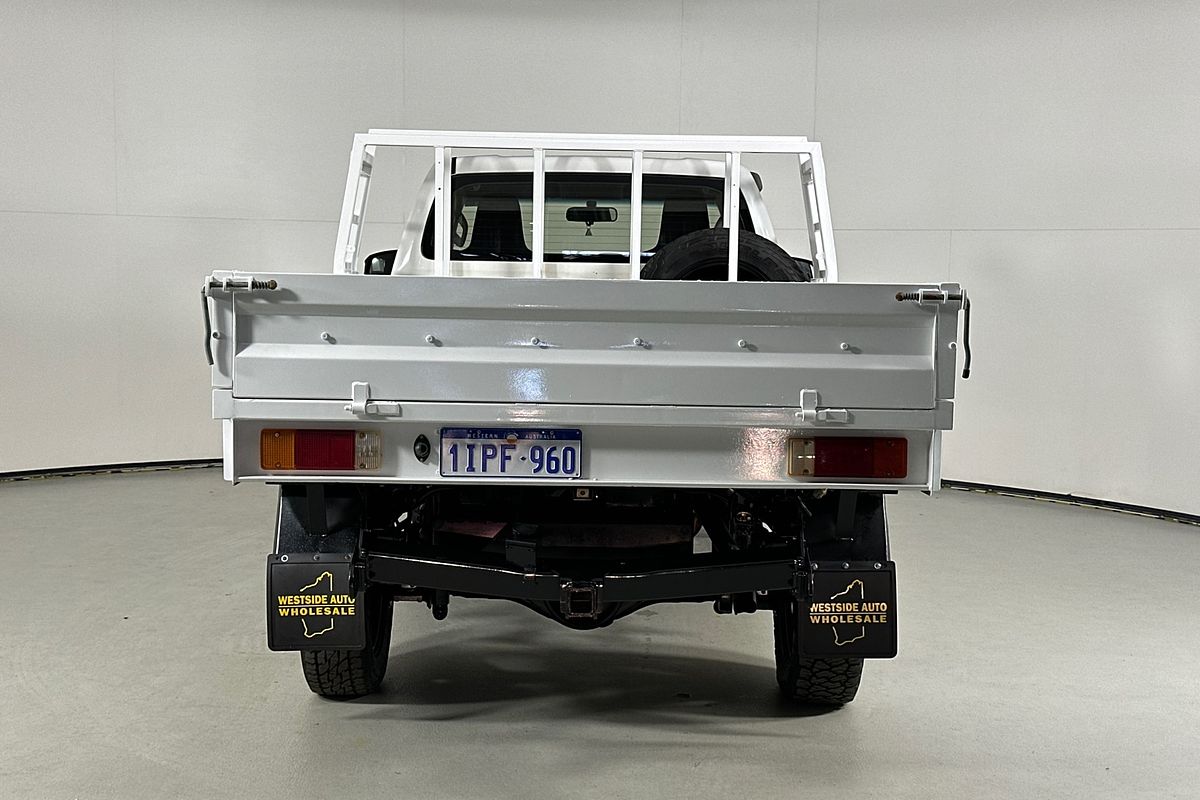 2016 Toyota HILUX SR (4x4) GUN126R 4X4