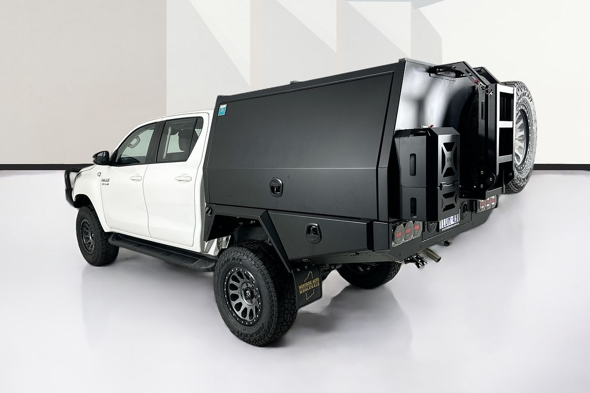 2024 Toyota HILUX SR GUN126R 4X4