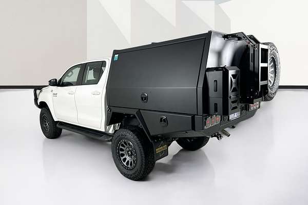 2024 Toyota HILUX SR GUN126R 4X4
