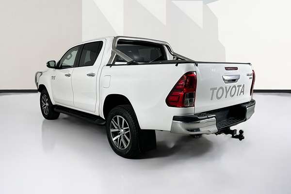 2016 Toyota HILUX SR5 (4x4) GUN126R 4X4
