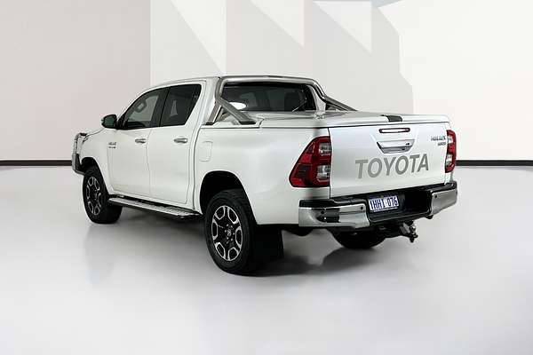 2021 Toyota HILUX SR5 (4x4) GUN126R FACELIFT 4X4