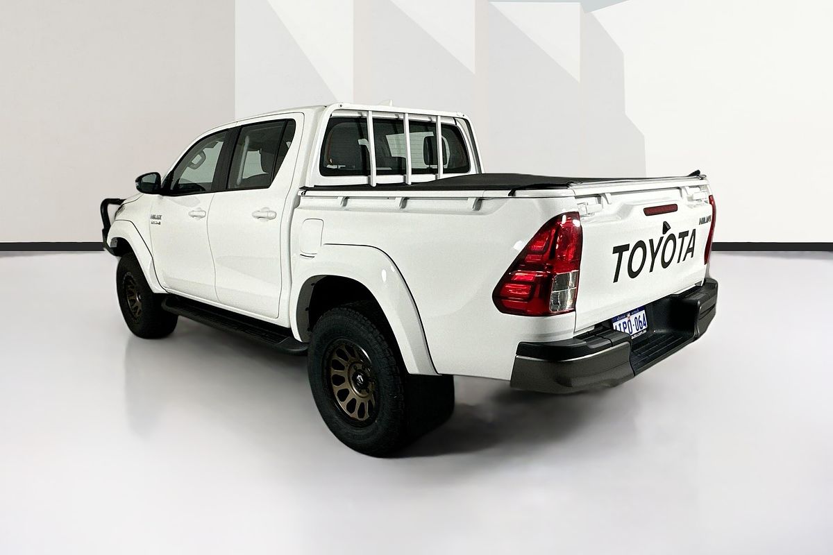 2023 Toyota HILUX SR GUN126R 4X4