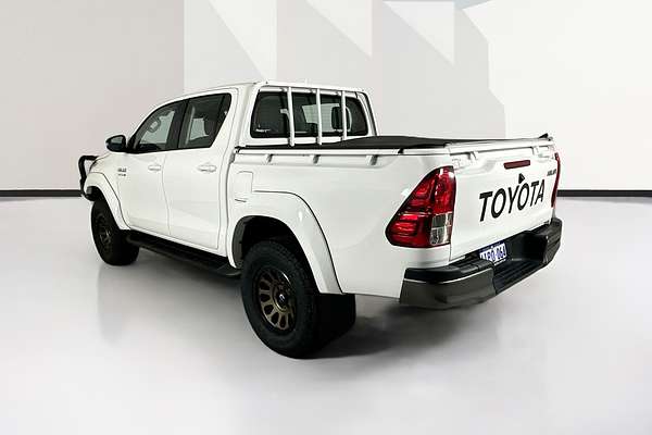 2023 Toyota HILUX SR GUN126R 4X4