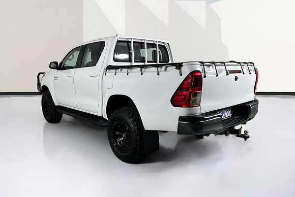 2019 Toyota HILUX SR (4x4) GUN126R MY19 4X4
