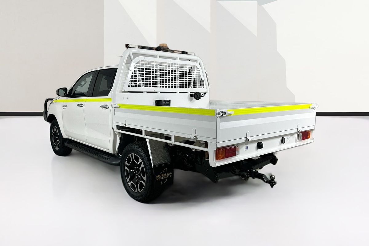 2021 Toyota HILUX SR5 (4x4) GUN126R FACELIFT 4X4