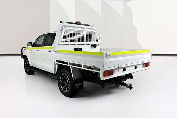 2021 Toyota HILUX SR5 (4x4) GUN126R FACELIFT 4X4