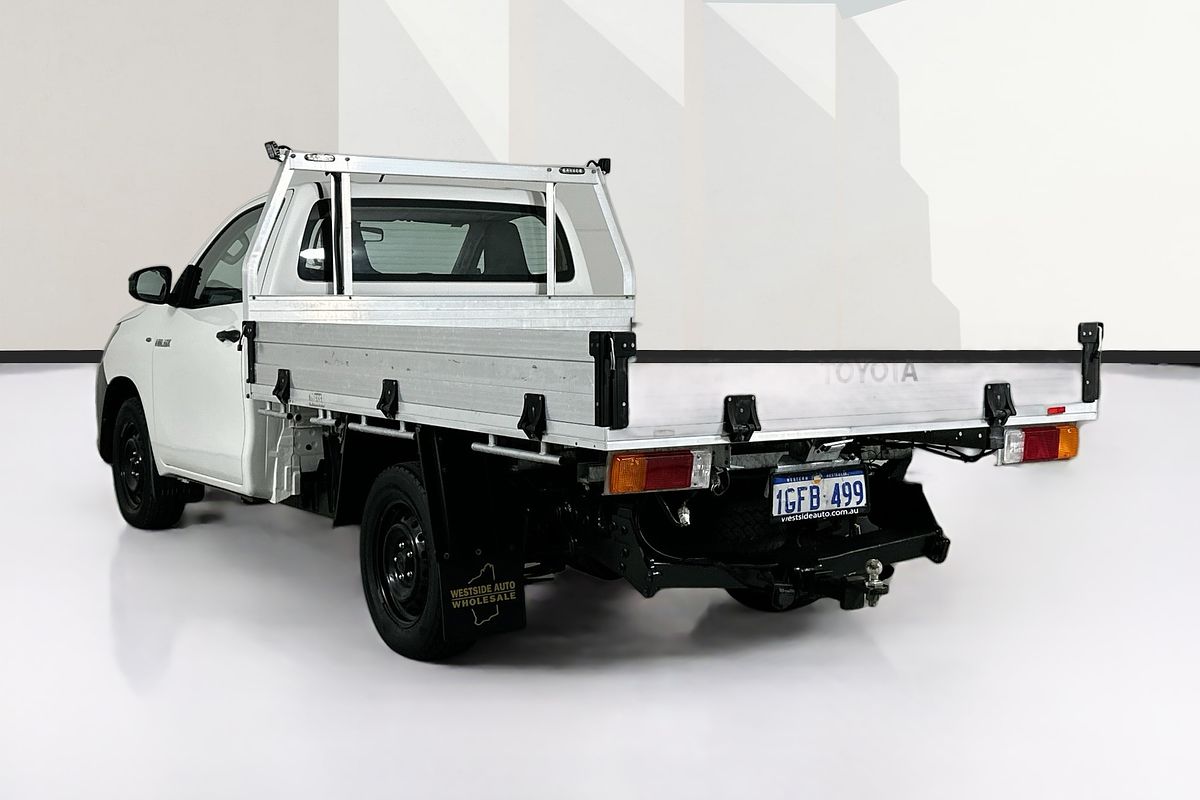 2017 Toyota HILUX WORKMATE GUN122R REAR WHEEL DRIVE