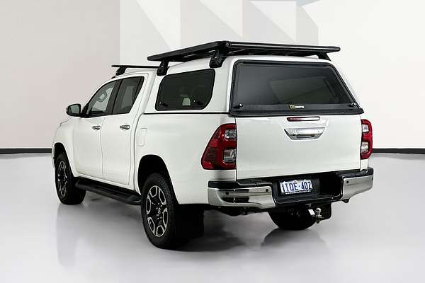 2020 Toyota HILUX SR5 (4x4) GUN126R FACELIFT 4X4