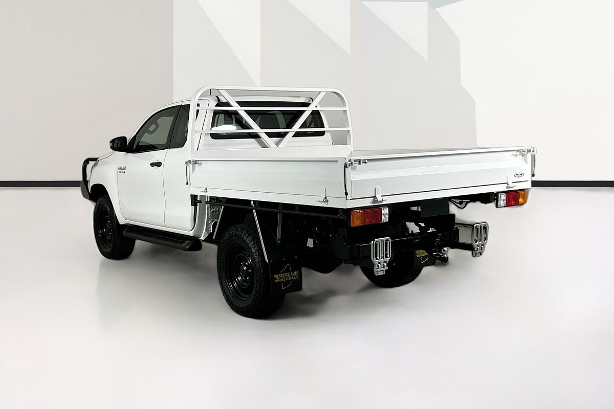 2020 Toyota Hilux SR (4x4) GUN126R FACELIFT 4X4