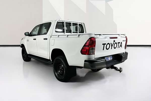 2022 Toyota HILUX SR (4x4) GUN126R 4X4