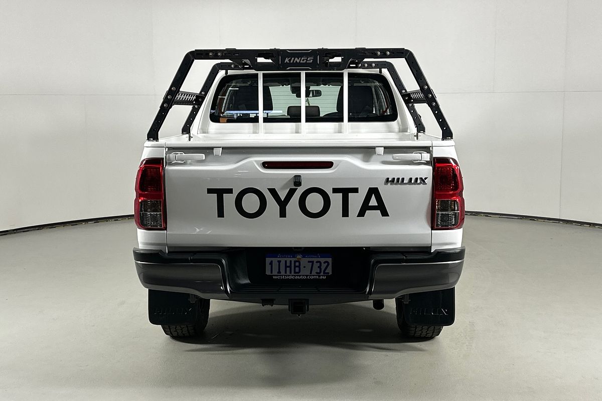 2020 Toyota HILUX SR (4x4) GUN126R FACELIFT 4X4