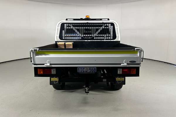 2023 Toyota HILUX SR (4x4) STEEL WHEELS GUN126R 4X4