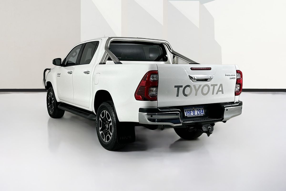 2021 Toyota HILUX SR5 (4x4) GUN126R 4X4