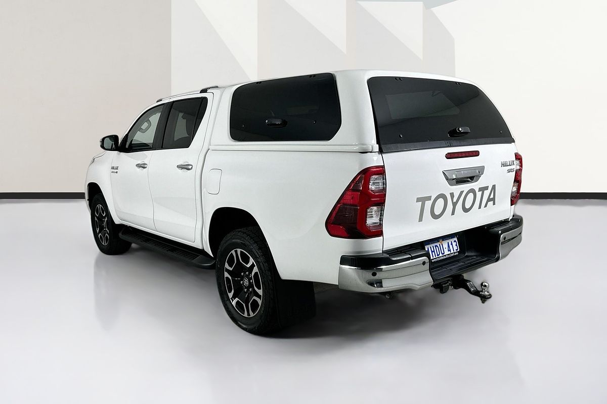 2020 Toyota HILUX SR5 (4x4) GUN126R FACELIFT 4X4
