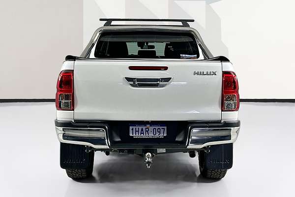2020 Toyota HILUX SR5 (4x4) GUN126R MY19 UPGRADE 4X4