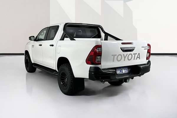 2025 Toyota HILUX SR5 48V (4x4) GUN126R RC 4X4