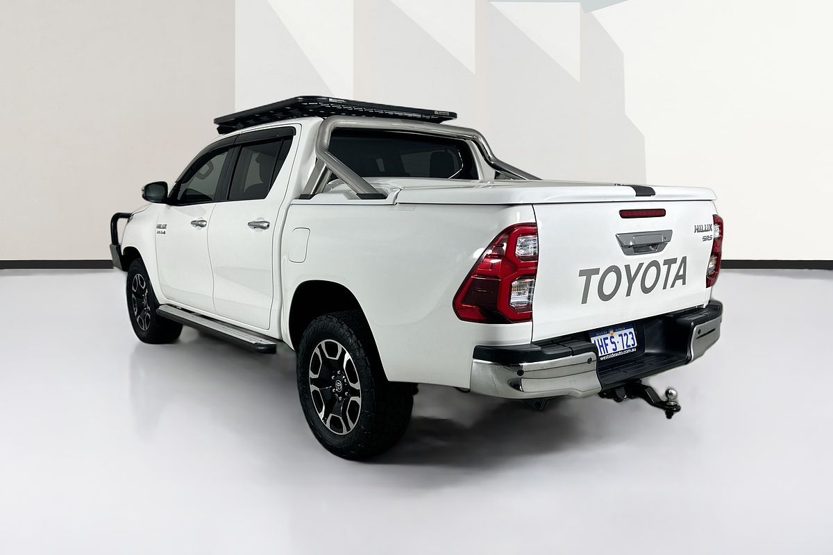2021 Toyota HILUX SR5 (4x4) GUN126R 4X4