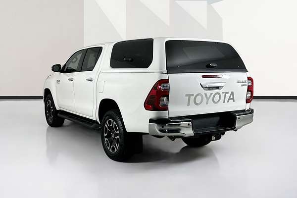 2021 Toyota HILUX SR5 (4x4) GUN126R FACELIFT 4X4