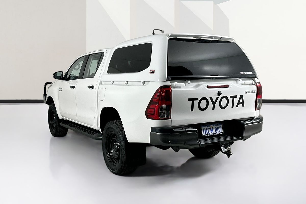 2020 Toyota HILUX SR (4x4) GUN126R FACELIFT 4X4