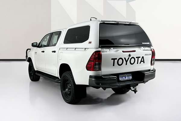 2020 Toyota HILUX SR (4x4) GUN126R FACELIFT 4X4