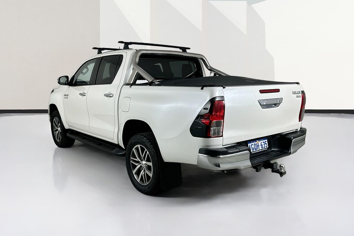2018 Toyota HILUX SR5 (4x4) GUN126R MY17 4X4