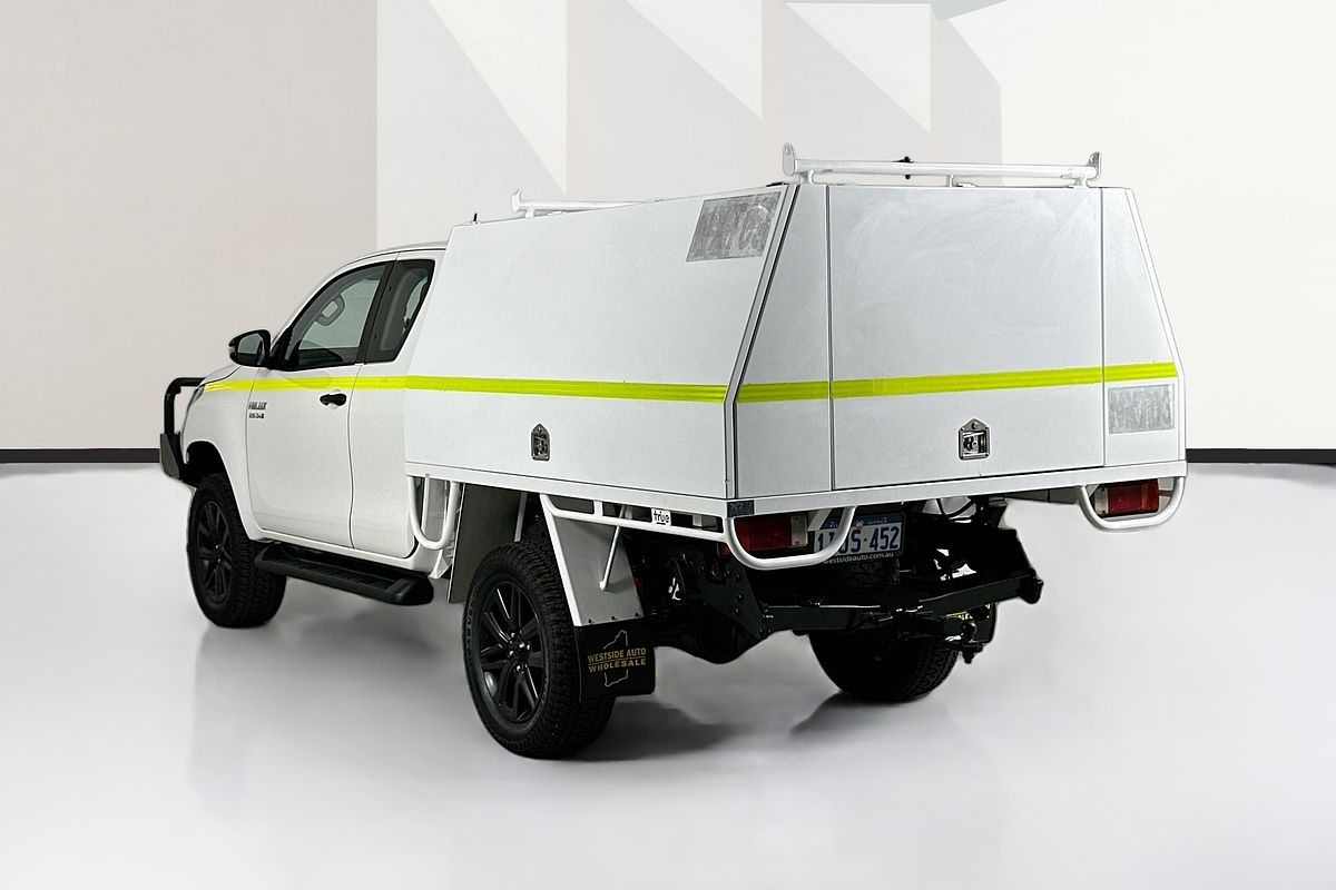 2019 Toyota HILUX SR (4x4) GUN126R MY19 4X4