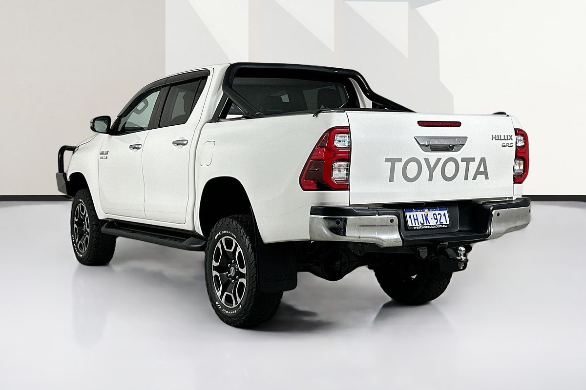 2021 Toyota HILUX SR5 (4x4) GUN126R FACELIFT 4X4