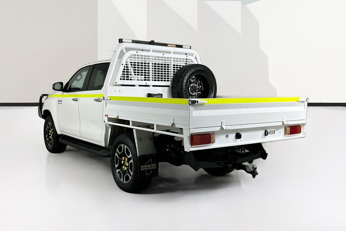 2021 Toyota HILUX SR5 (4x4) GUN126R FACELIFT 4X4