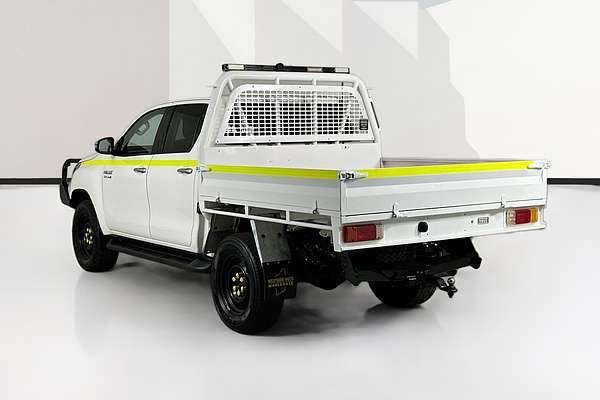 2021 Toyota HILUX SR5 (4x4) GUN126R 4X4