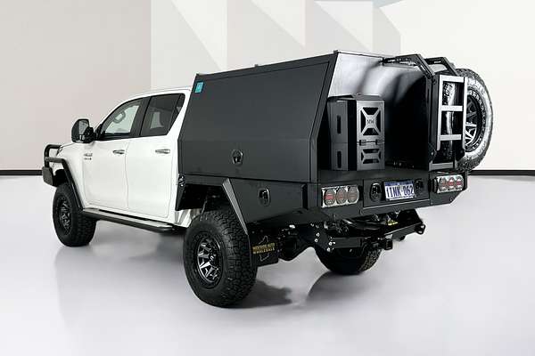 2022 Toyota HILUX SR5 (4x4) GUN126R 4X4