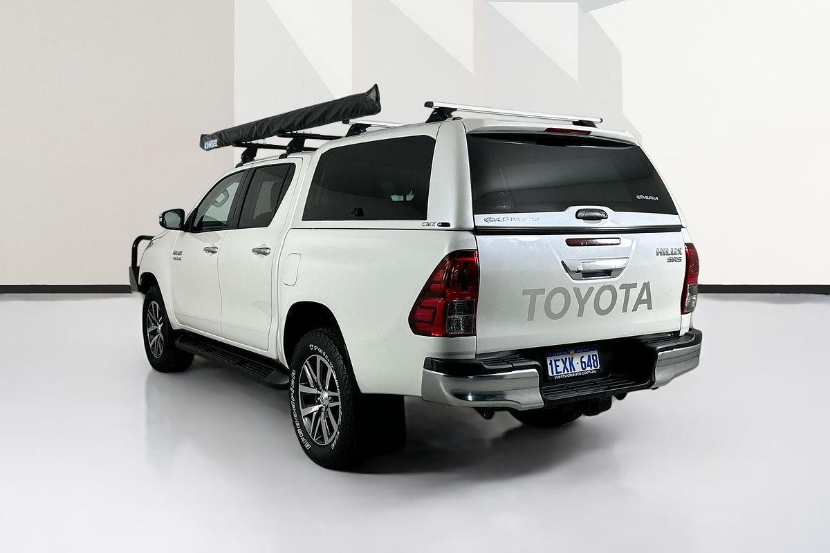 2015 Toyota HILUX SR5 (4x4) GUN126R 4X4