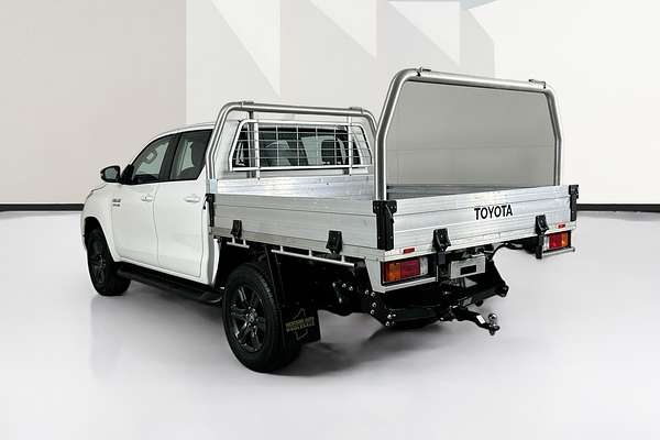 2024 Toyota HILUX SR 48V (4x4) GUN126R 4X4