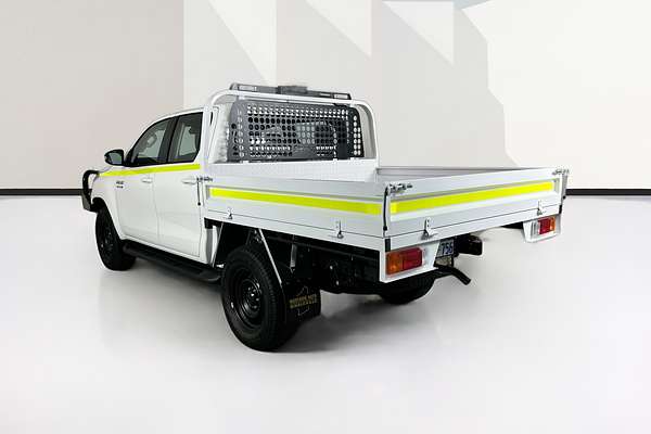 2025 Toyota HILUX SR (4x4) STEEL WHEELS GUN126R RC 4X4