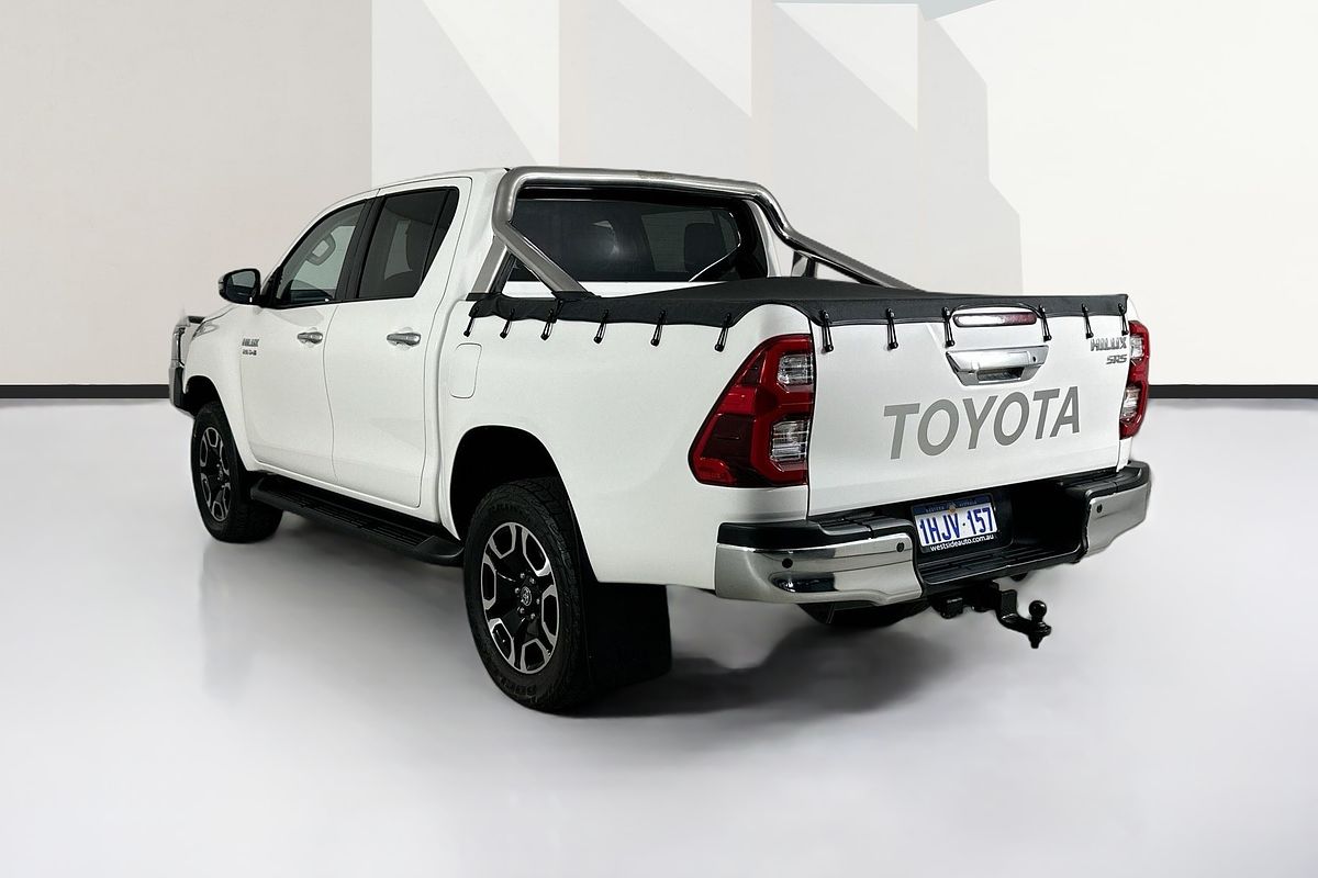 2021 Toyota HILUX SR5 (4x4) GUN126R FACELIFT 4X4