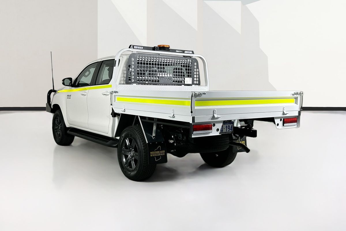 2025 Toyota HILUX SR (4x4) STEEL WHEELS GUN126R RC 4X4