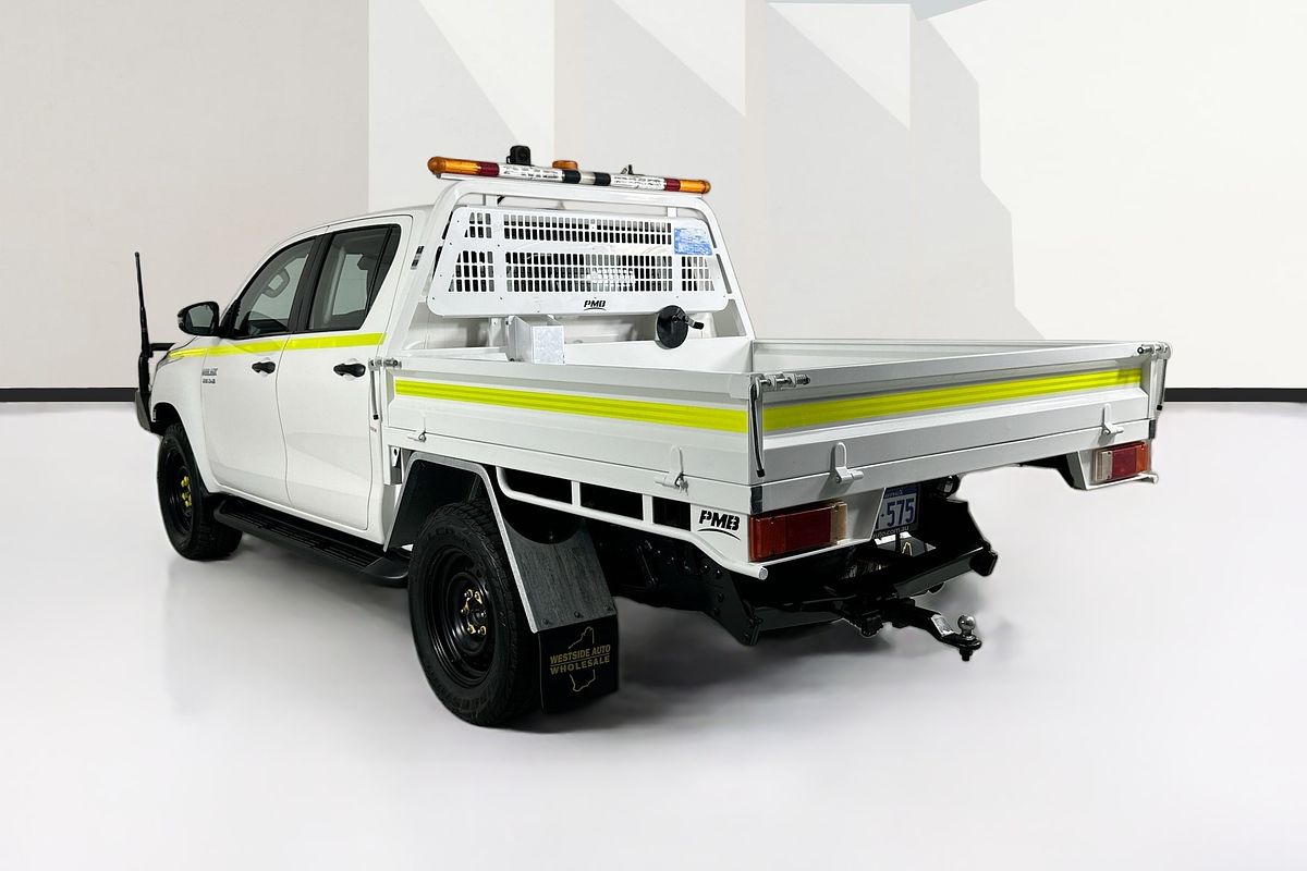 2022 Toyota HILUX SR (4x4) STEEL WHEELS GUN126R 4X4