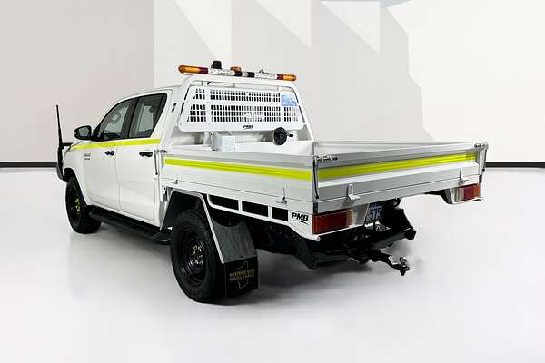 2022 Toyota HILUX SR (4x4) STEEL WHEELS GUN126R 4X4