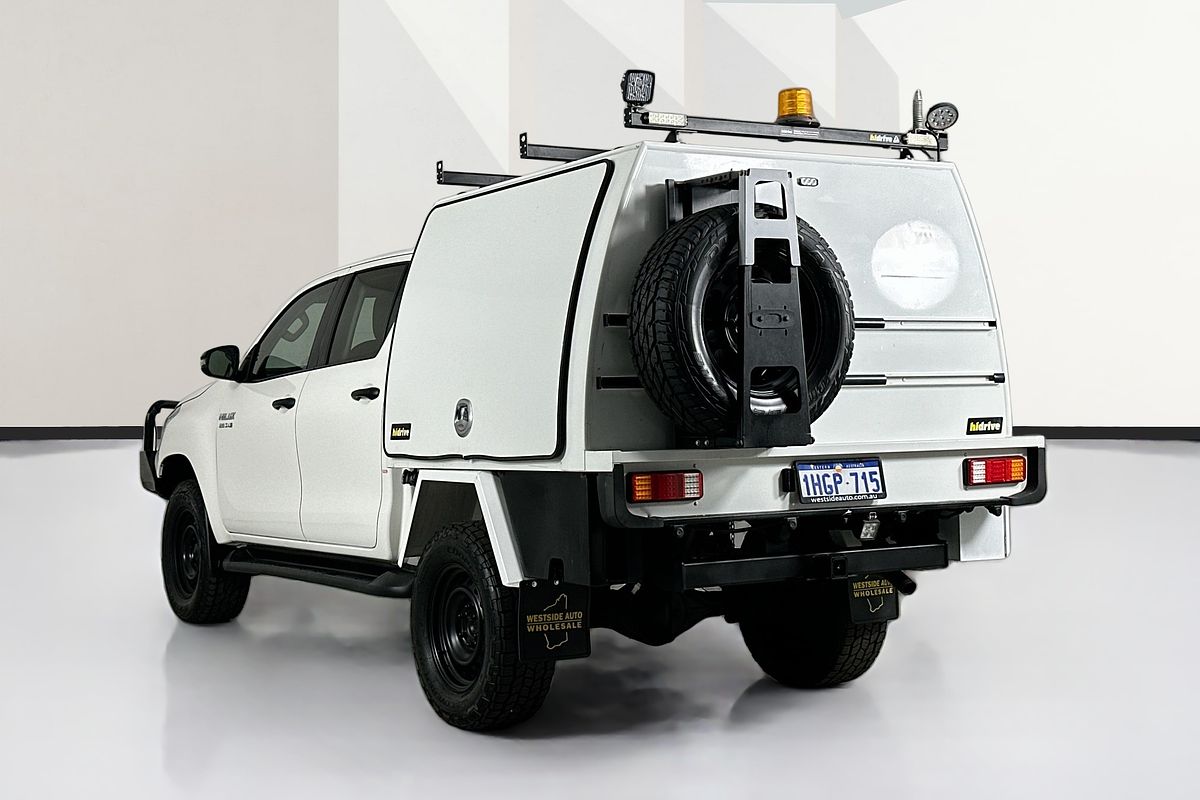 2020 Toyota HILUX SR (4x4) GUN126R FACELIFT 4X4