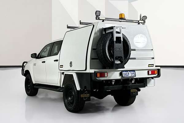 2020 Toyota HILUX SR (4x4) GUN126R FACELIFT 4X4