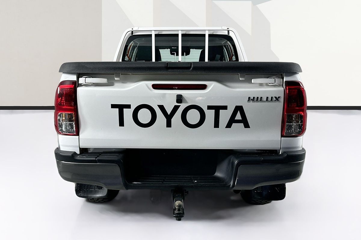 2019 Toyota HILUX SR (4x4) GUN126R MY19 4X4