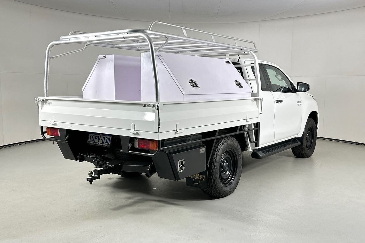 2018 Toyota Hilux SR GUN126R 4X4