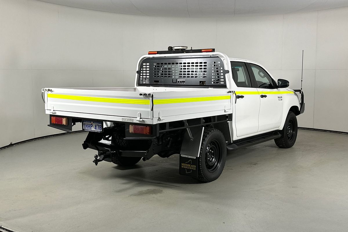 2020 Toyota HILUX SR (4x4) GUN126R FACELIFT 4X4
