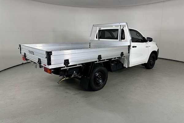 2025 Toyota HILUX WORKMATE (4x2) TGN121R RC REAR WHEEL DRIVE