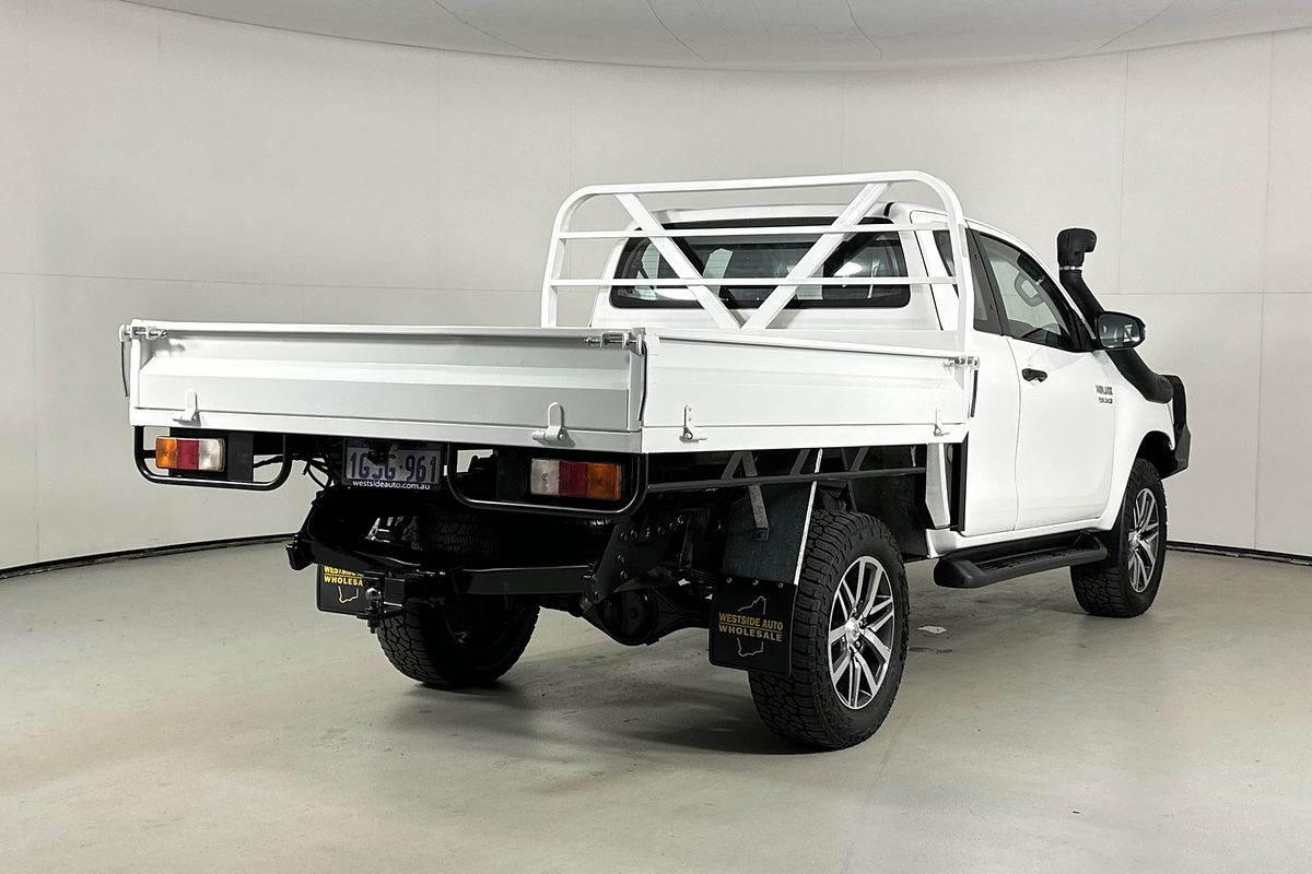 2018 Toyota HILUX SR (4x4) GUN126R MY19 4X4