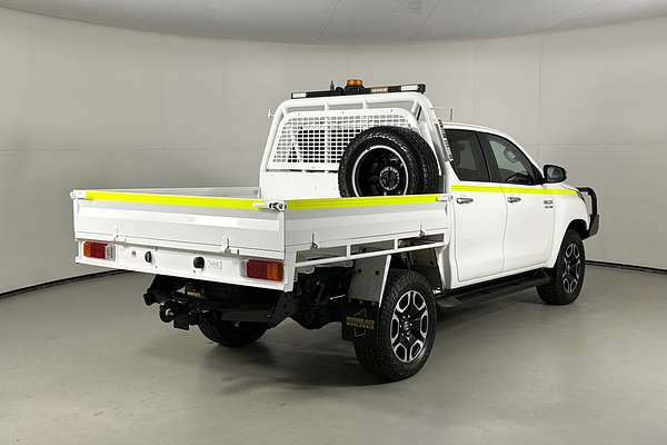 2021 Toyota HILUX SR5 (4x4) GUN126R 4X4